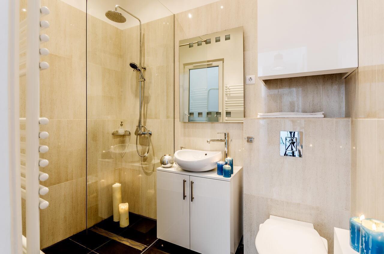 Luxury Paulay Street Apartment ブダペスト エクステリア 写真